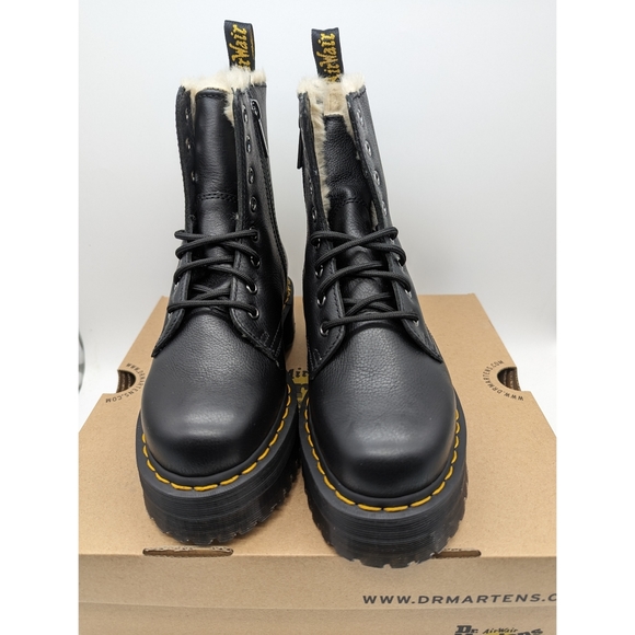 NWOB DR. MARTENS Jadon FL 8 Eye Boots - Picture 13 of 14